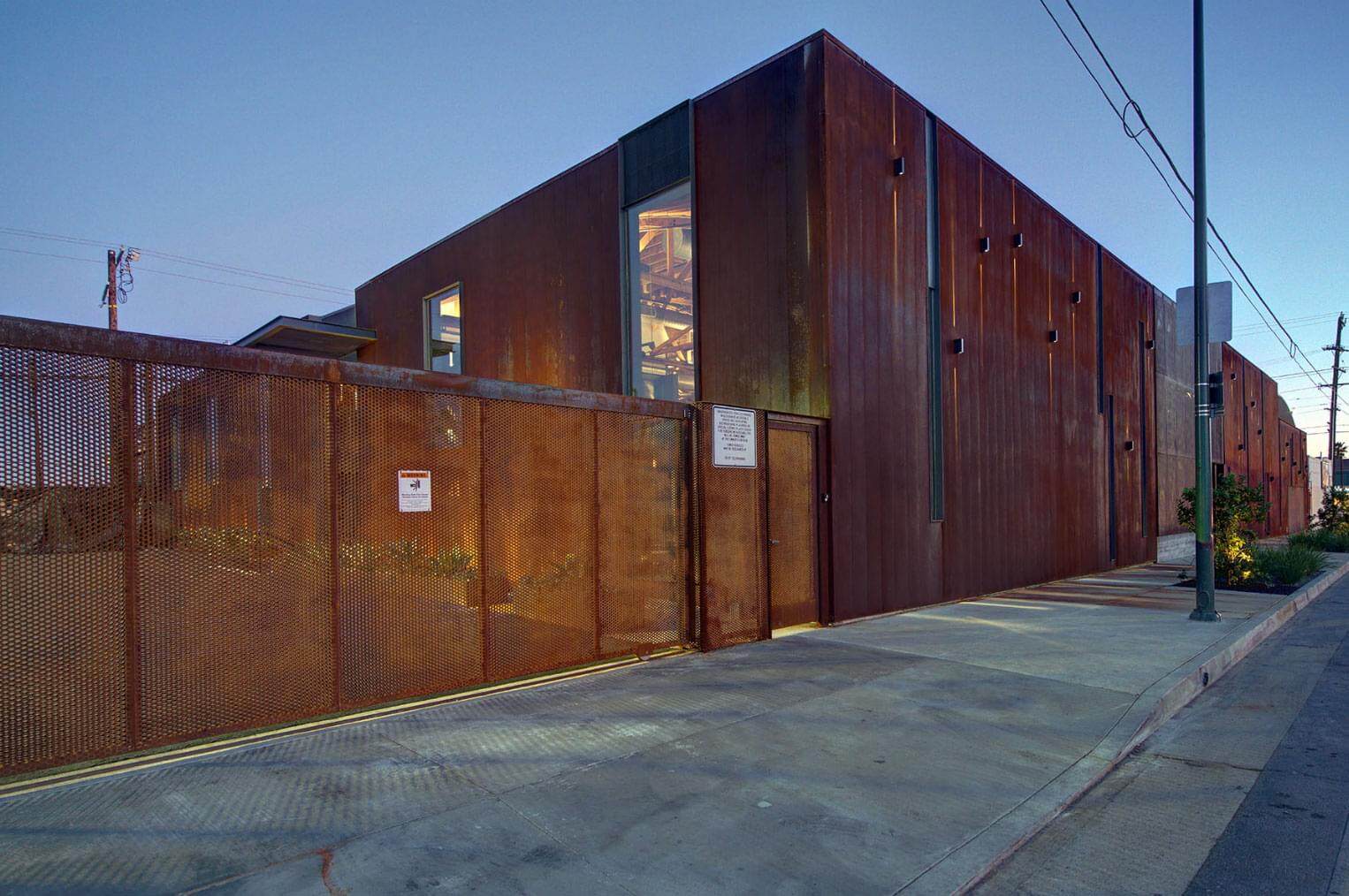 ncahuenga-720-2-large